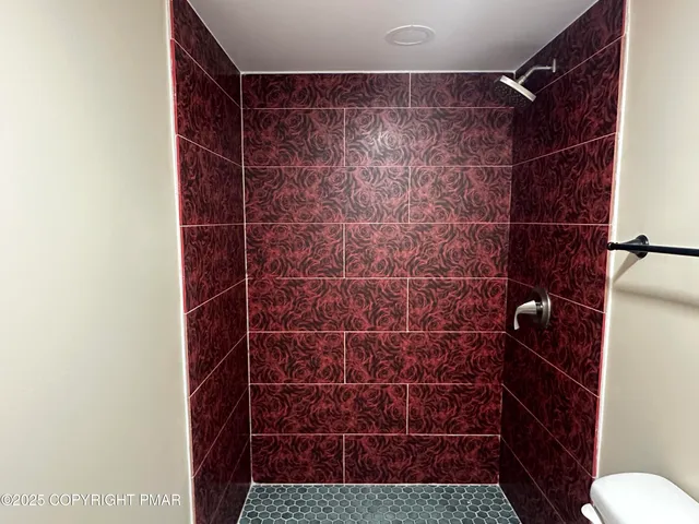 $425,000 | 277 South Courtland Street, East Stroudsburg, PA 18301