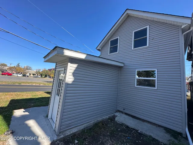 $425,000 | 277 South Courtland Street, East Stroudsburg, PA 18301