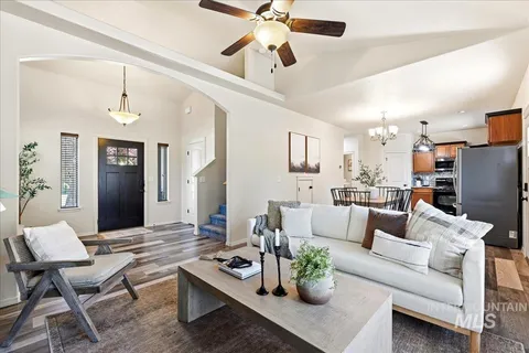 $425,000 | 10285 West Kingsbriar Drive, Boise, ID 83709