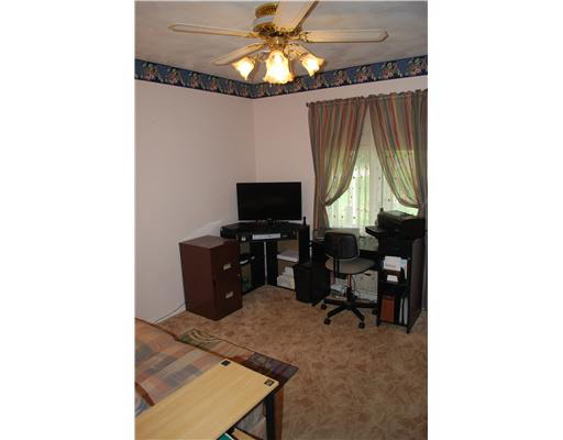 24213 Layton Road South Bend, IN 46614 - Photo 12 of 24 Gallery Image 12