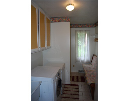 24213 Layton Road South Bend, IN 46614 - Photo 13 of 24 Gallery Image 13