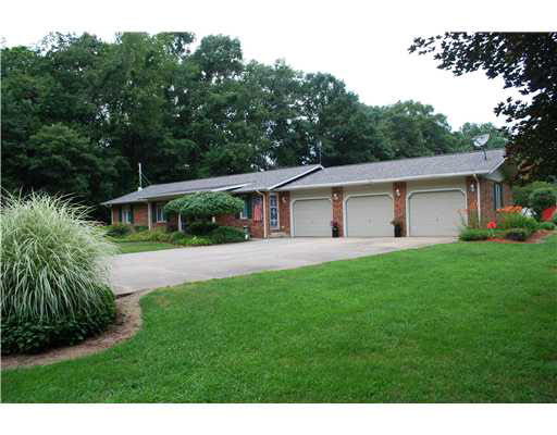 24213 Layton Road South Bend, IN 46614 - Photo 21 of 24 Gallery Image 21