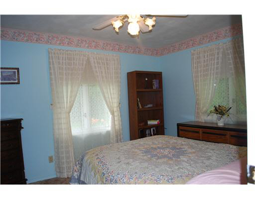 24213 Layton Road South Bend, IN 46614 - Photo 10 of 24 Gallery Image 10