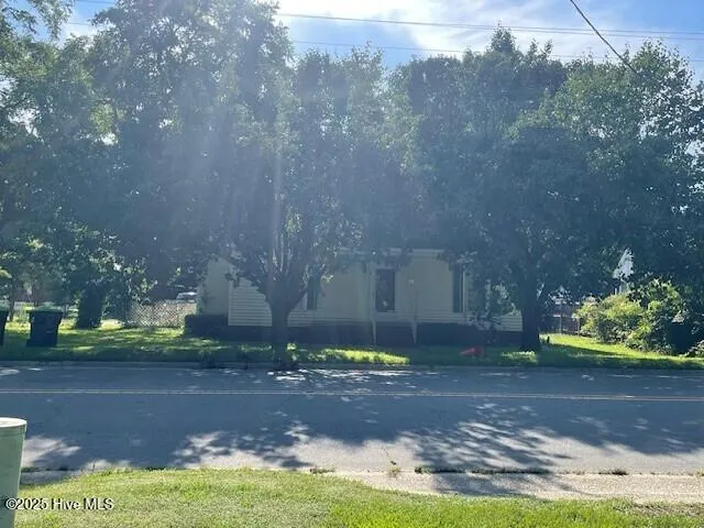 $135,000 | 806 West Roseboro Street, Roseboro, NC 28382