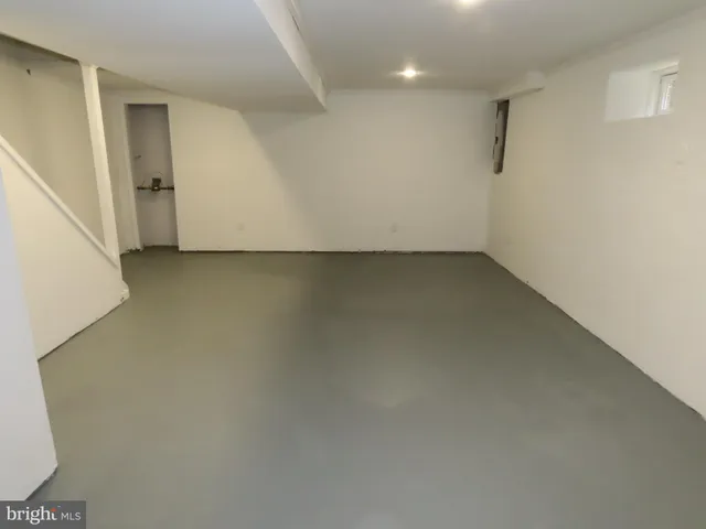 $2,350 | 1805 West 10th Street, Wilmington, DE 19805