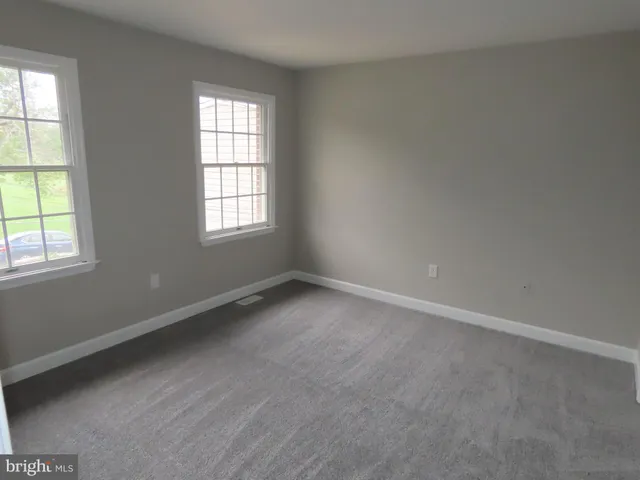 $2,350 | 1805 West 10th Street, Wilmington, DE 19805