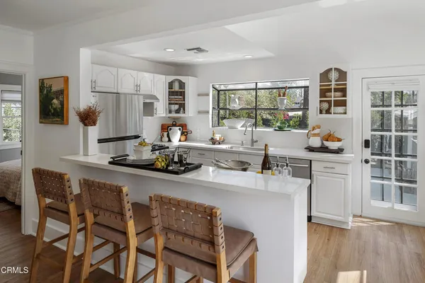 $1,090,000 | 930 North Catalina Avenue, Pasadena, CA 91104