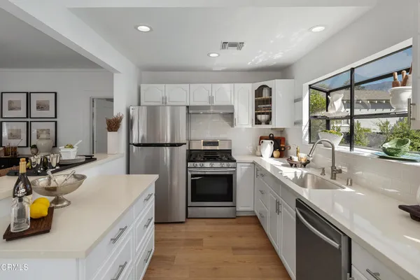 $1,090,000 | 930 North Catalina Avenue, Pasadena, CA 91104