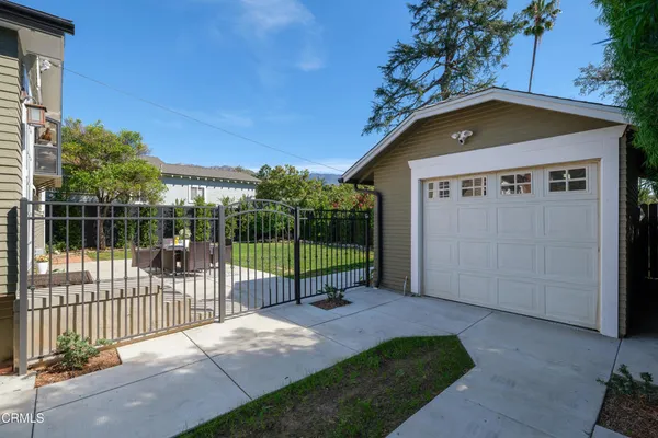 $1,090,000 | 930 North Catalina Avenue, Pasadena, CA 91104
