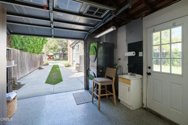 $1,090,000 | 930 North Catalina Avenue, Pasadena, CA 91104