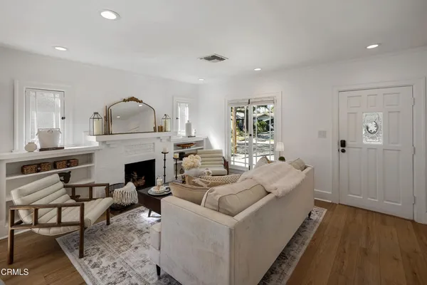 $1,090,000 | 930 North Catalina Avenue, Pasadena, CA 91104