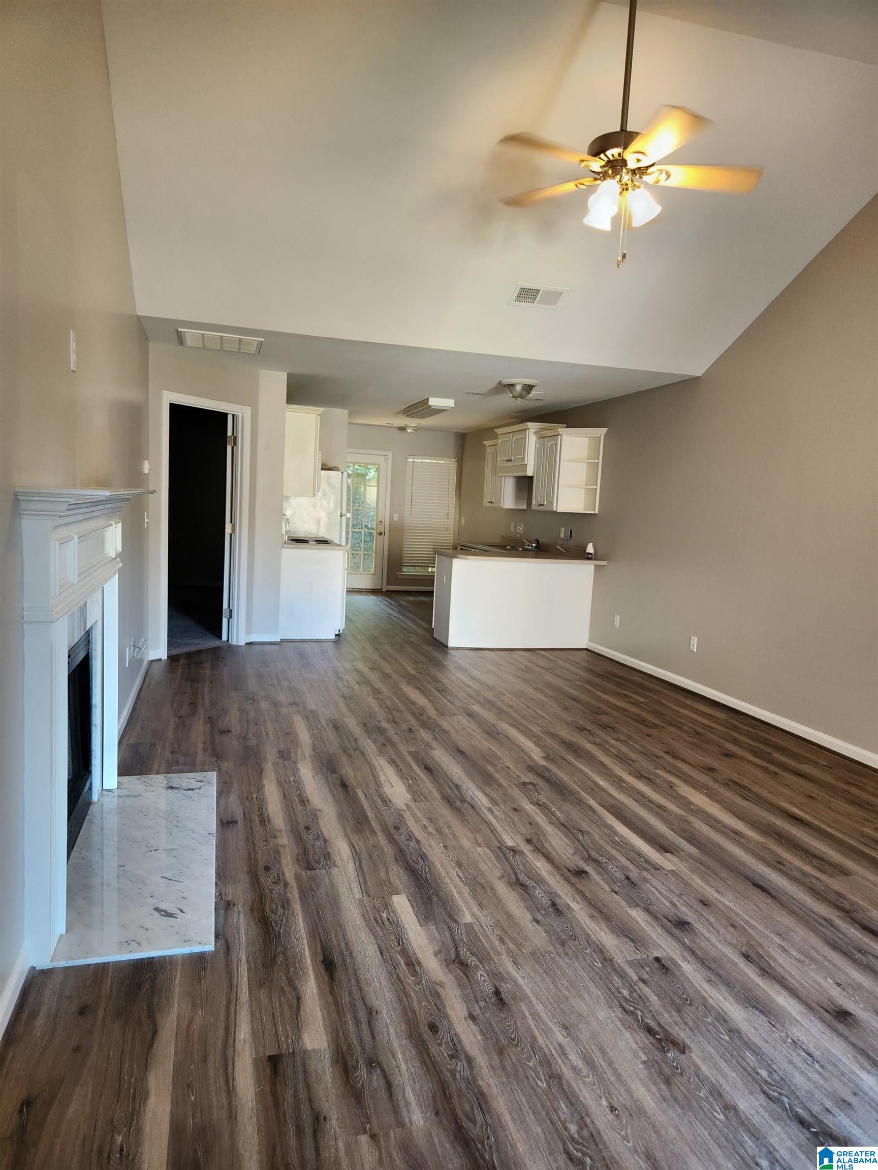 208 Rocky Ridge Drive Helena, AL 35080 - Photo 3 of 24