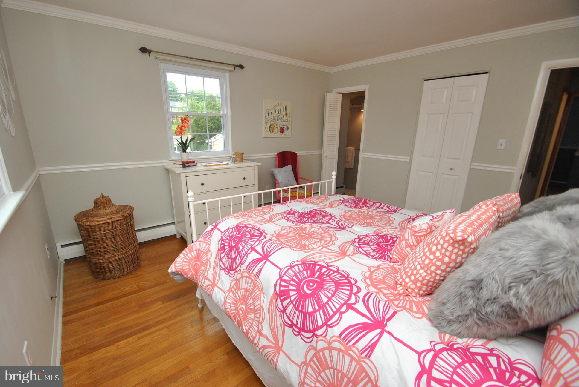 9620 Dundawan Road Baltimore, MD 21236 - Photo 9 of 30 OWNERS SUITE - LARGE WALK-IN AND FULL BATH
