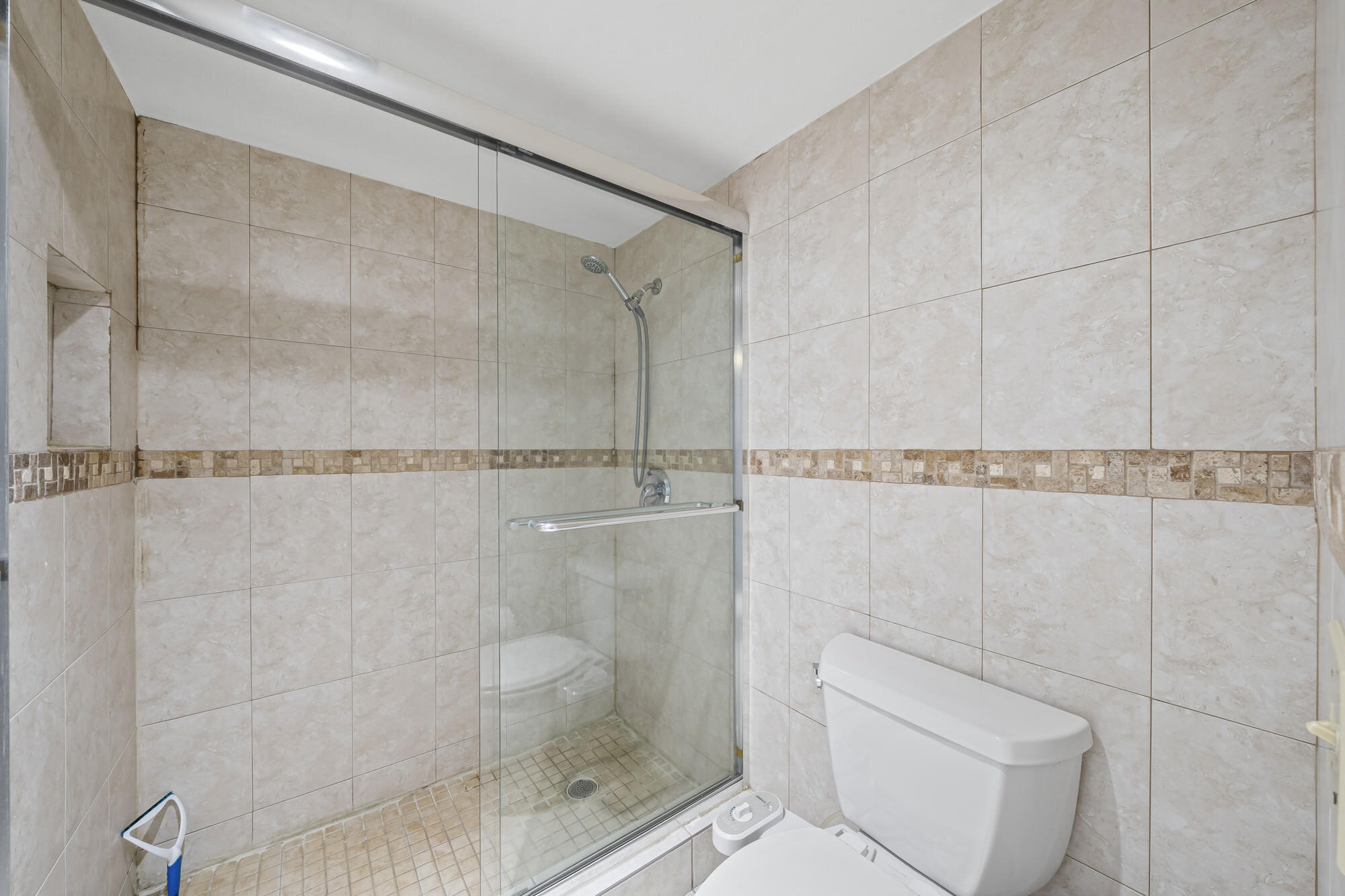 4007 North Cypress Drive, Unit 204 Pompano Beach, FL 33069 - Photo 16 of 44 8 Primary Bedroom Suite (2)