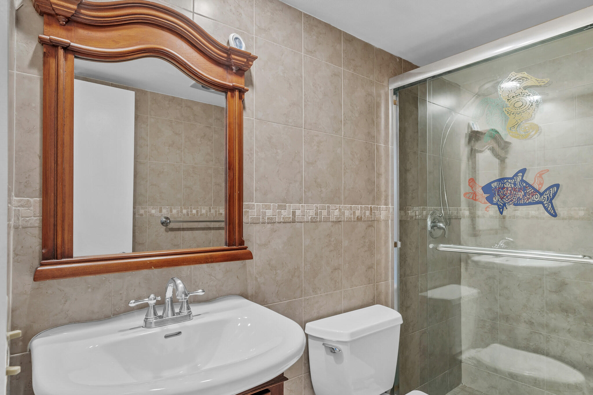 4007 North Cypress Drive, Unit 204 Pompano Beach, FL 33069 - Photo 24 of 44 14 Guest Bathroom (2)