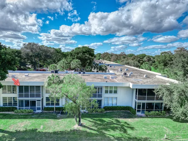 $265,000 | 4007 North Cypress Drive, Unit 204, Pompano Beach, FL 33069