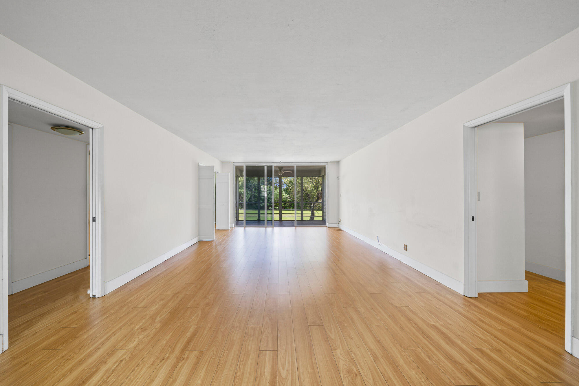 4007 North Cypress Drive, Unit 204 Pompano Beach, FL 33069 - Photo 6 of 44 7 Living Area (1)