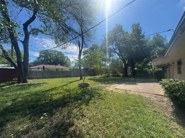 $1,995 | 8209 Easter Cove, Austin, TX 78757