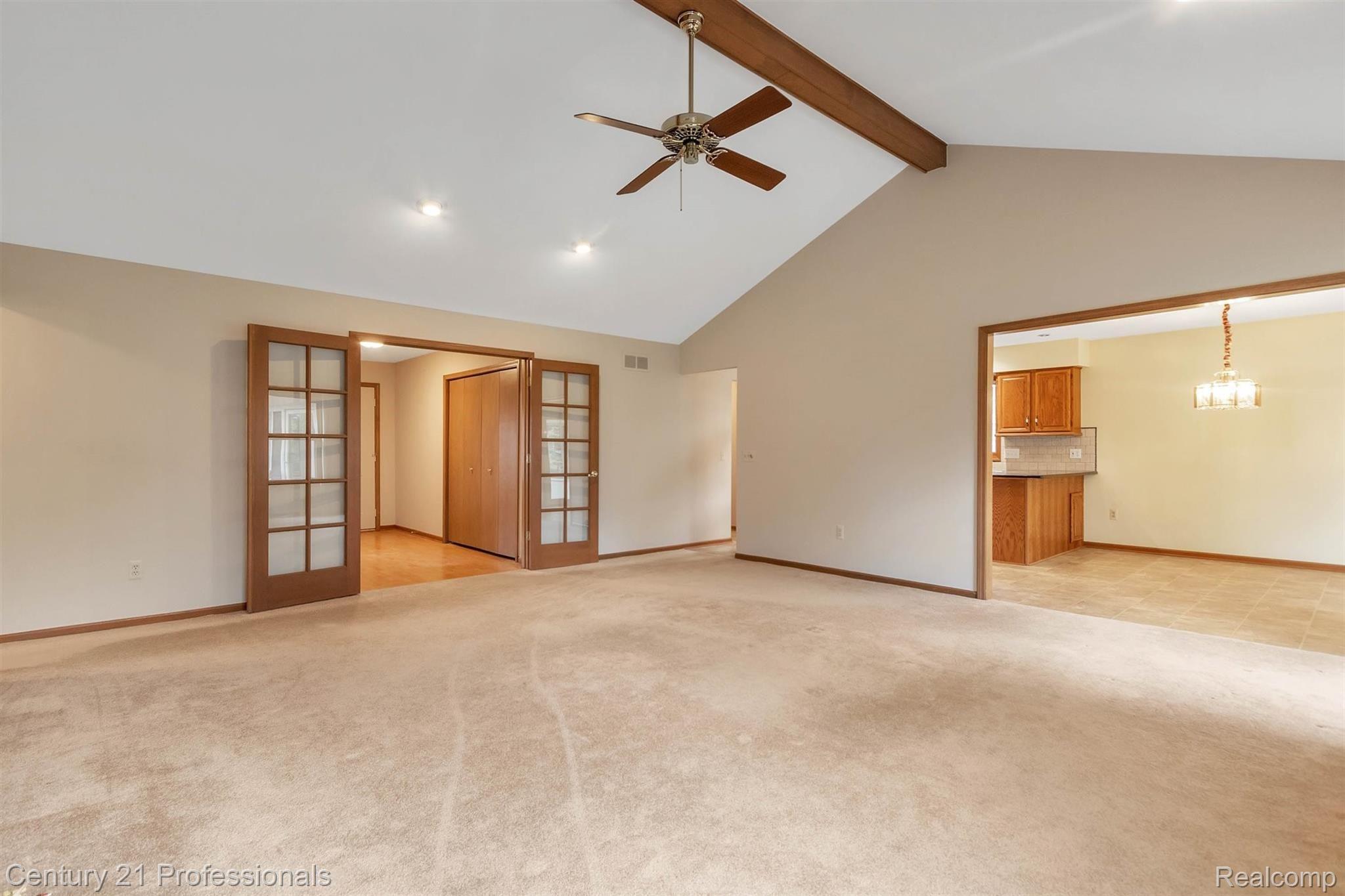 1605 Crestline Lane Rochester, MI 48307 - Photo 7 of 43 10-1605 Crestline Ln-WindowStill-Real-Estate-Photography-10.jpg