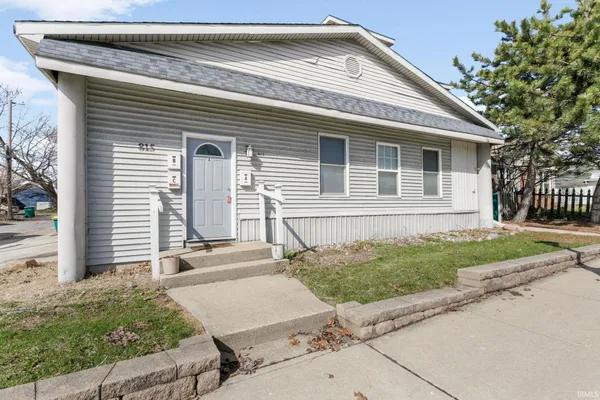 $329,900 | 815 North Main Street, Mishawaka, IN 46545