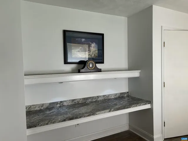 a view of a back yard of the house