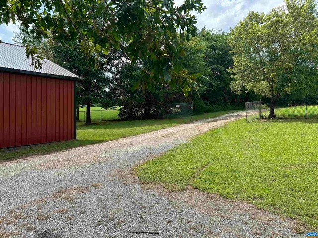 $350,000 | 897 Willow Lake Road, Buckingham, VA 23921