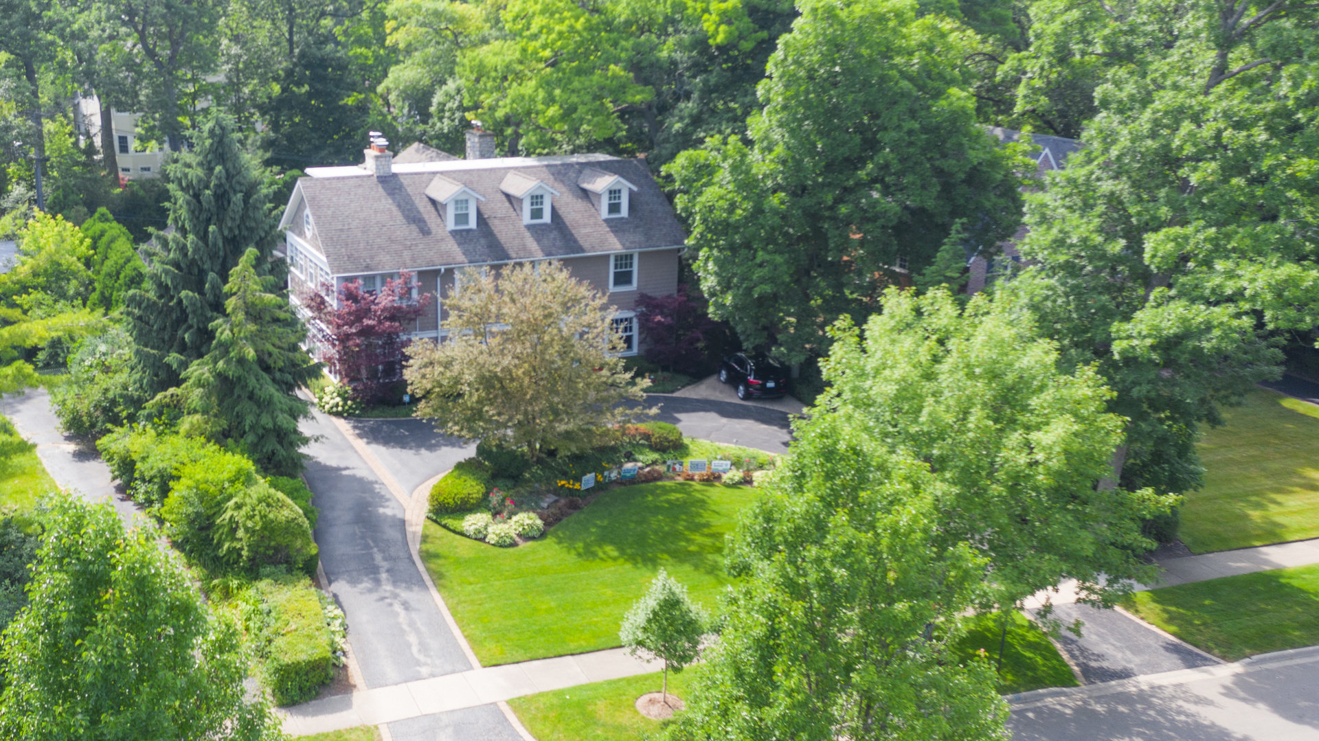 231 Franklin Road Glencoe, IL 60022 - Photo 47 of 49 an aerial view of a house