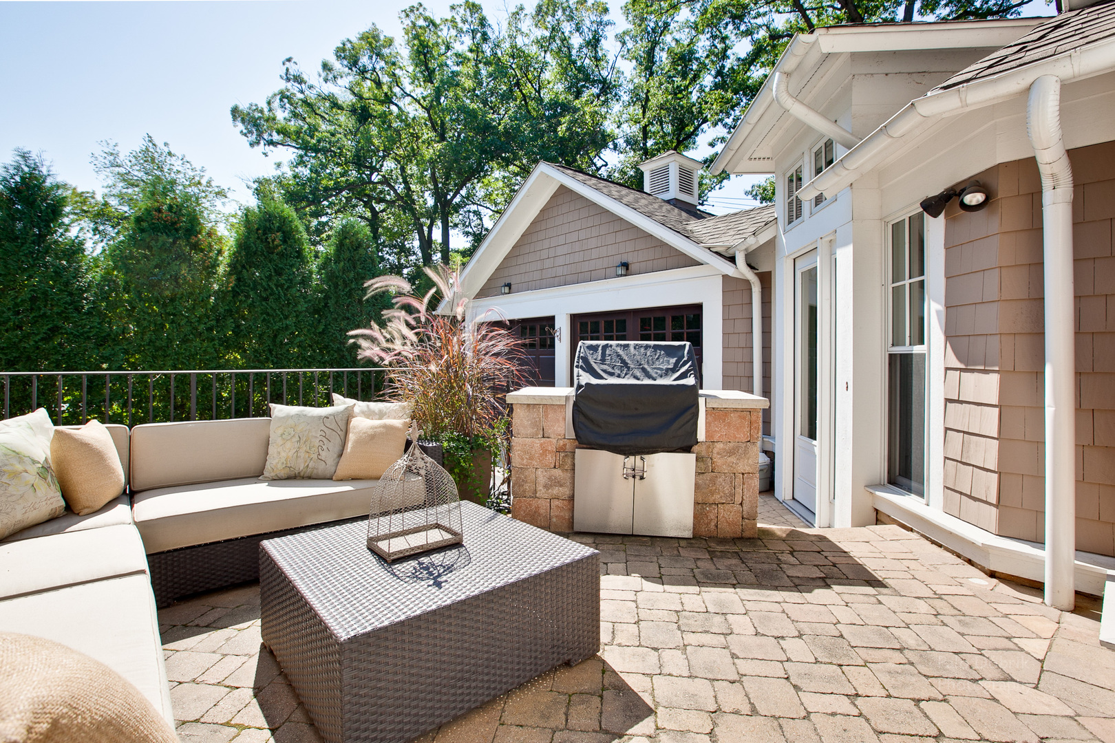 231 Franklin Road Glencoe, IL 60022 - Photo 6 of 49 a view of outdoor space yard and patio