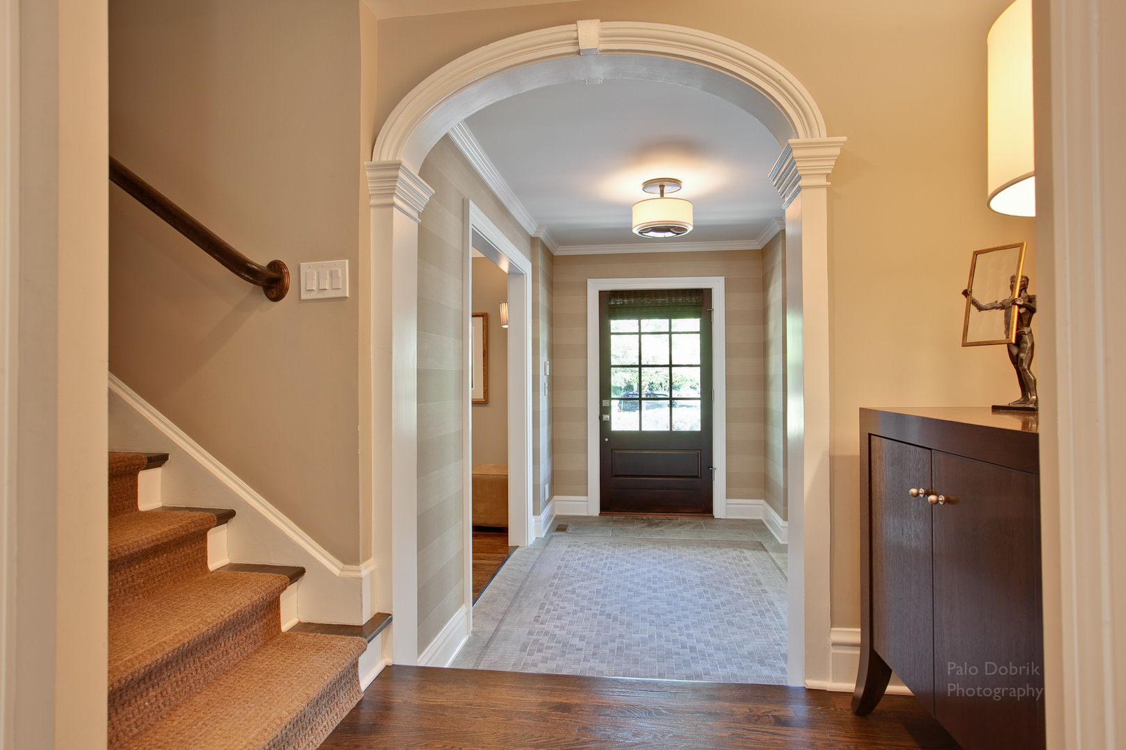 231 Franklin Road Glencoe, IL 60022 - Photo 9 of 49 a view of a livingroom with a staircase