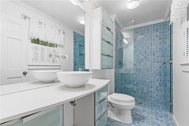 $478,000 | 426 Lakewood Drive, Wilkesboro, NC 28697