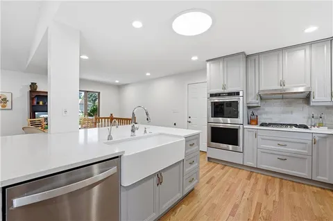 $475,000 | 9501 El Monte Street, Overland Park, KS 66207