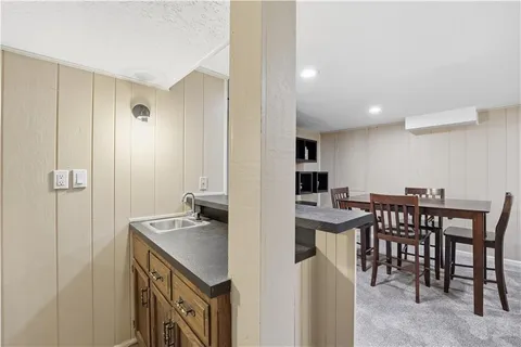 $475,000 | 9501 El Monte Street, Overland Park, KS 66207