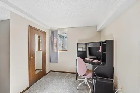 $475,000 | 9501 El Monte Street, Overland Park, KS 66207