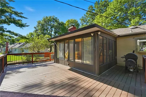 $475,000 | 9501 El Monte Street, Overland Park, KS 66207