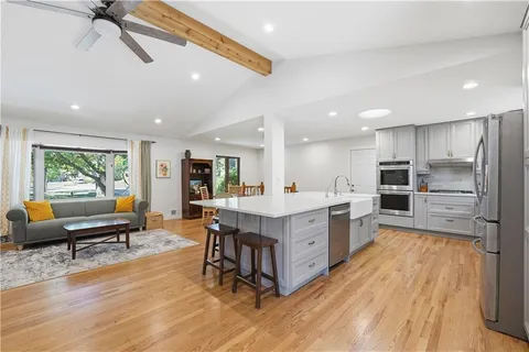 $475,000 | 9501 El Monte Street, Overland Park, KS 66207