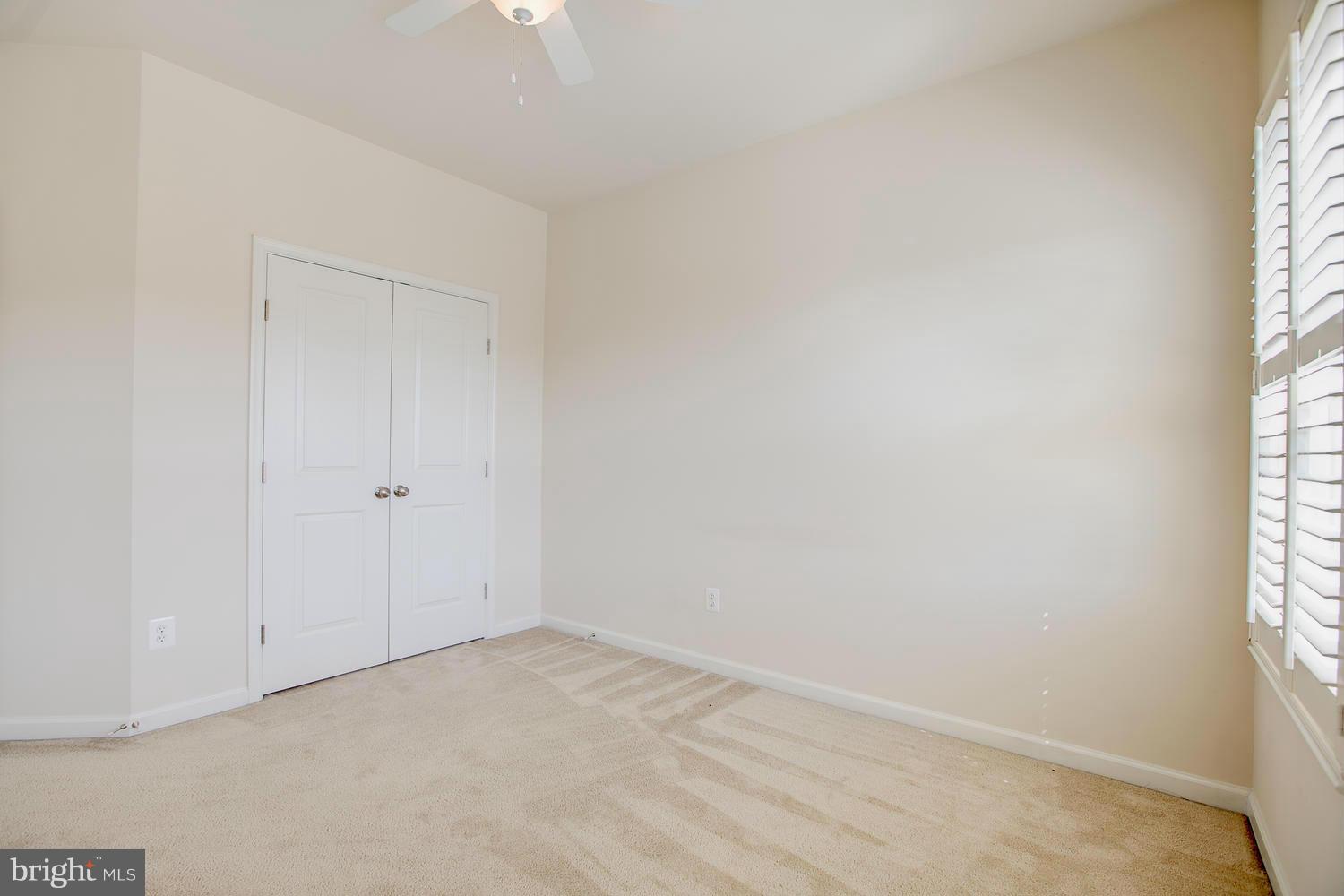 141 Short Branch Road Stafford, VA 22556 - Photo 19 of 30 an empty room with a window
