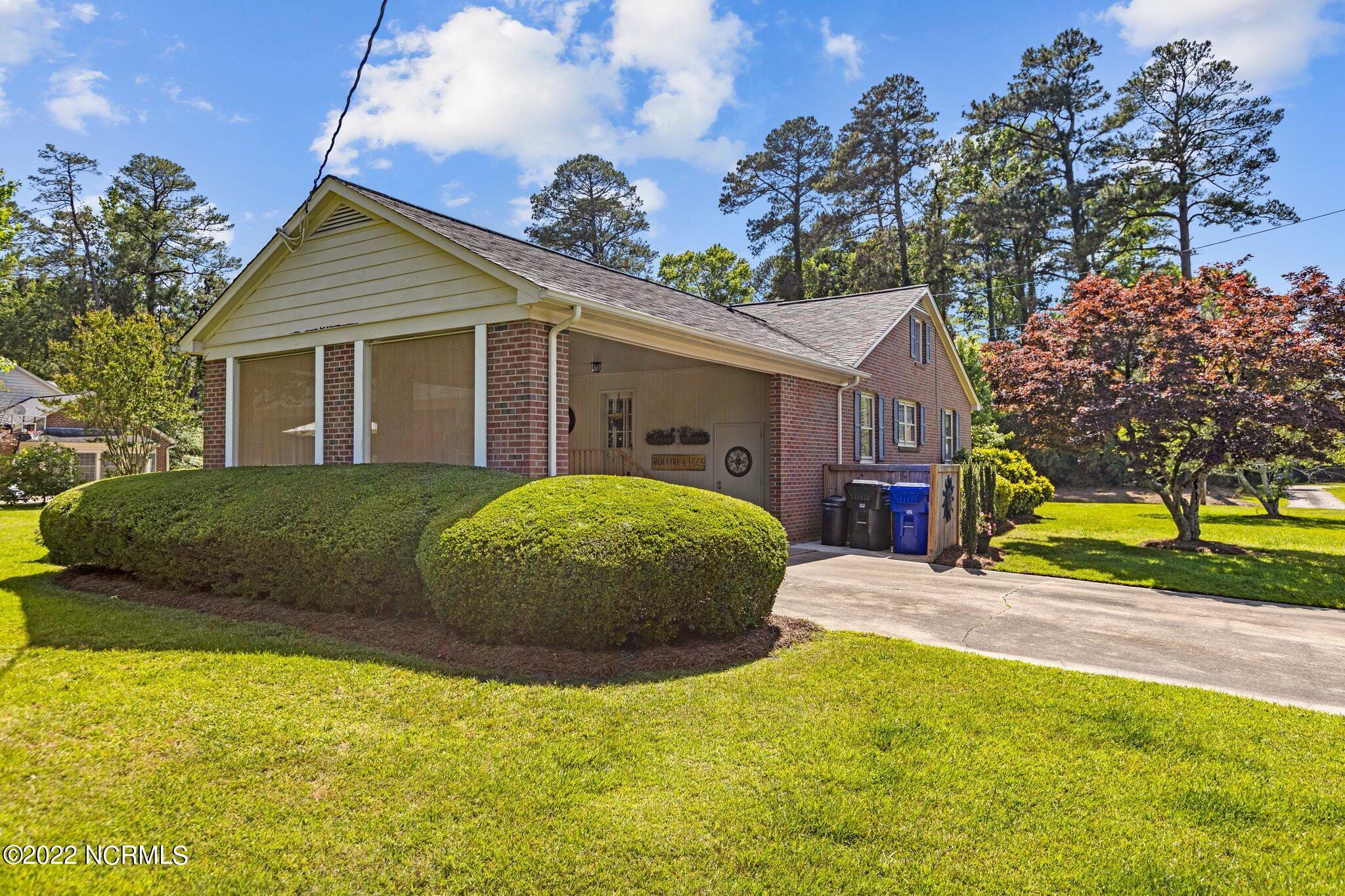 1909 Hardee Road Kinston, NC 28504 - Photo 2 of 39 3-web-or-mls-IMGL1617