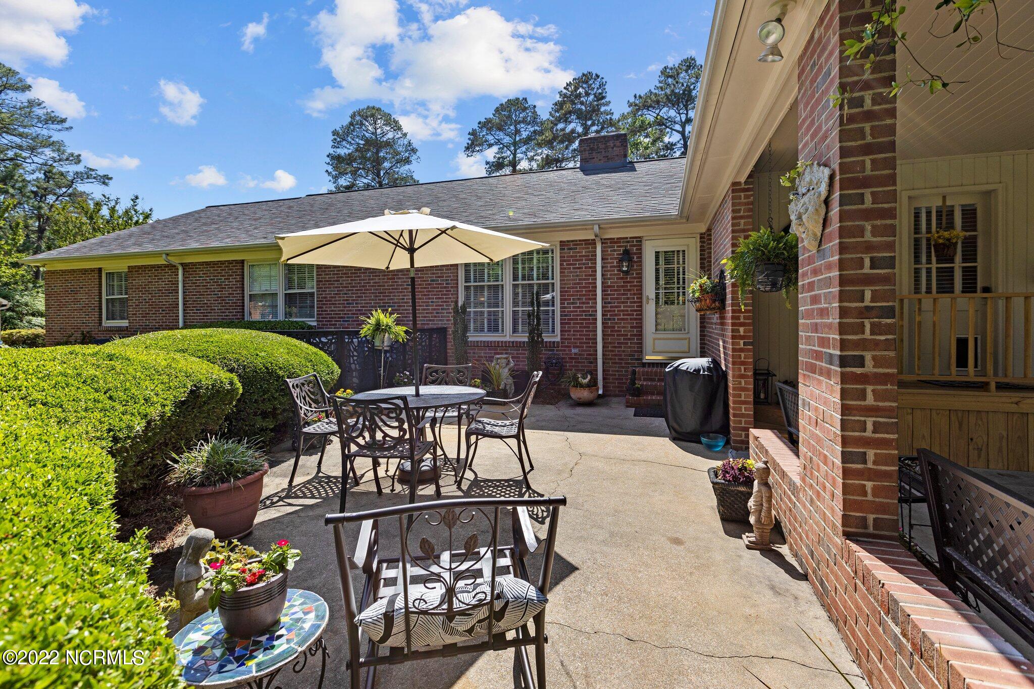 1909 Hardee Road Kinston, NC 28504 - Photo 10 of 39 15-web-or-mls-IMGL1614