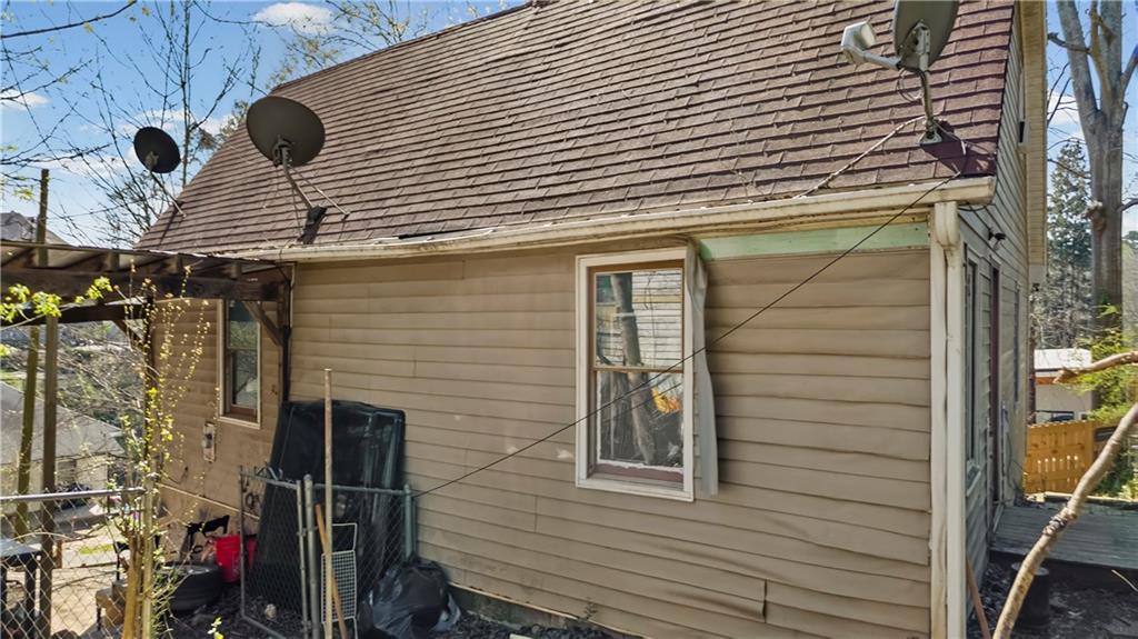 5 Ivy Street Canton, GA 30114 - Photo 3 of 27 a view of a house with a door