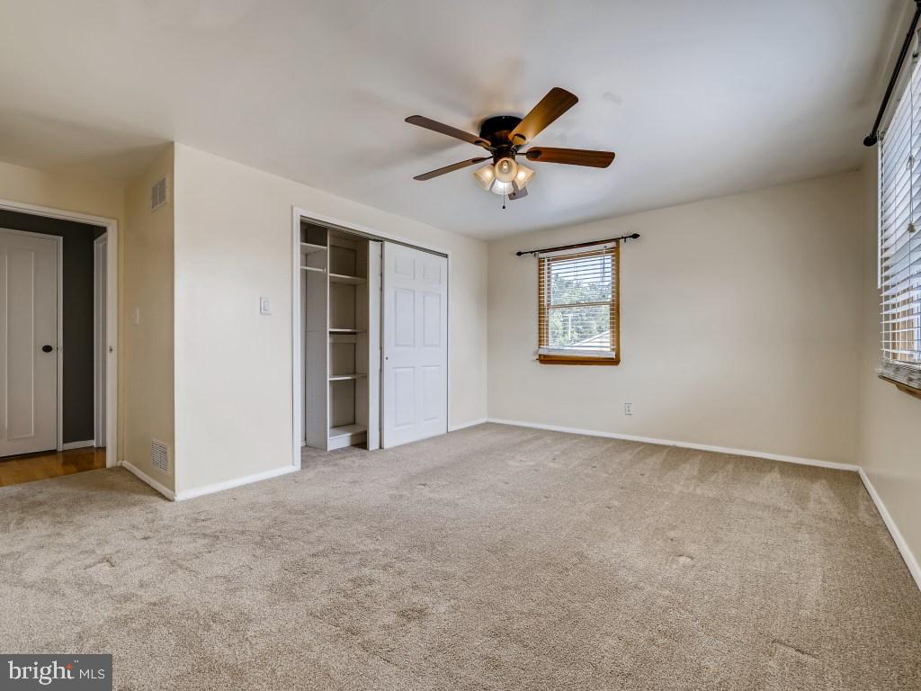 516 Cheddington Road Linthicum Heights, MD 21090 - Photo 15 of 28