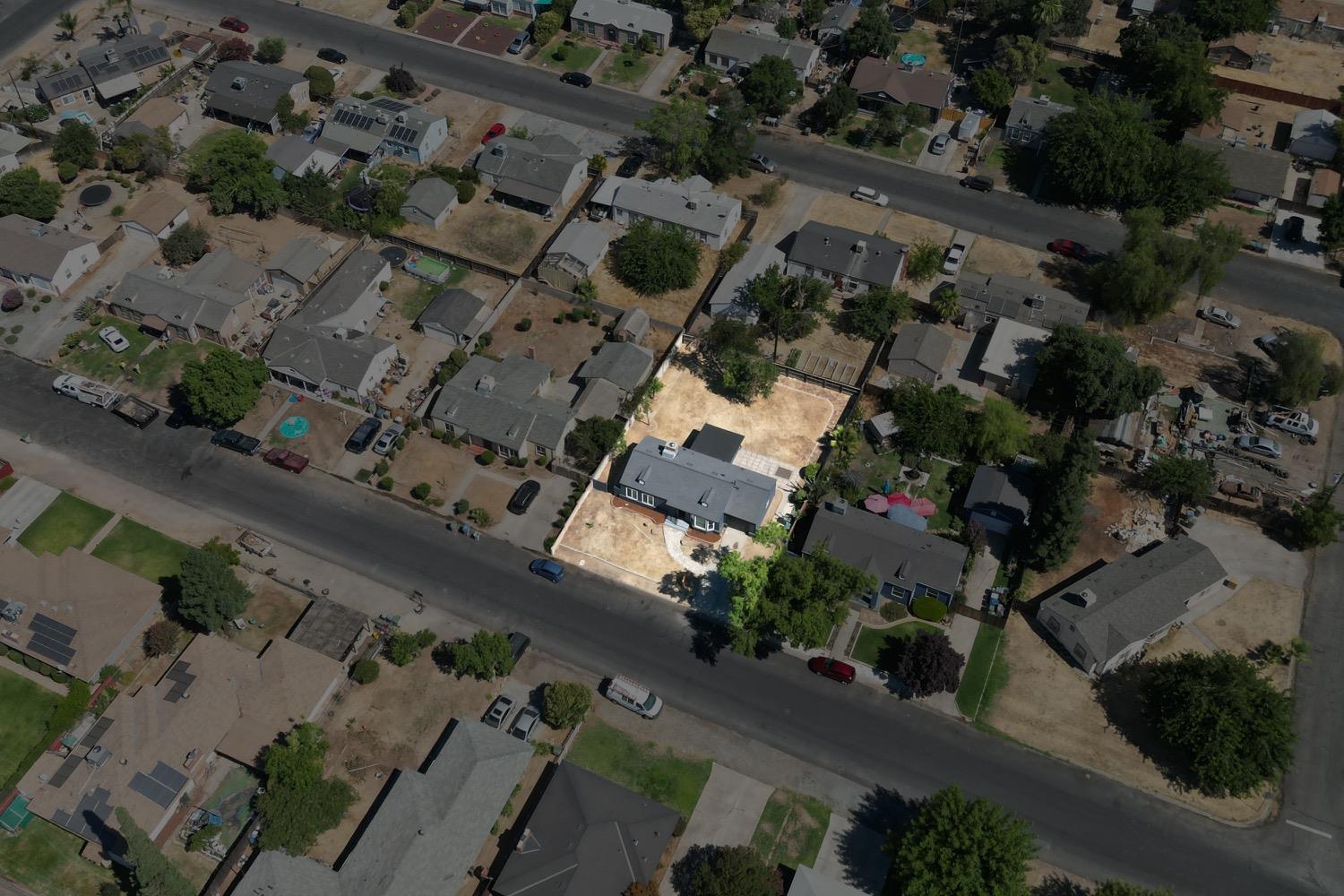 71 East Griffith Way Fresno, CA 93704 - Photo 35 of 35 an aerial view of multiple houses with yard