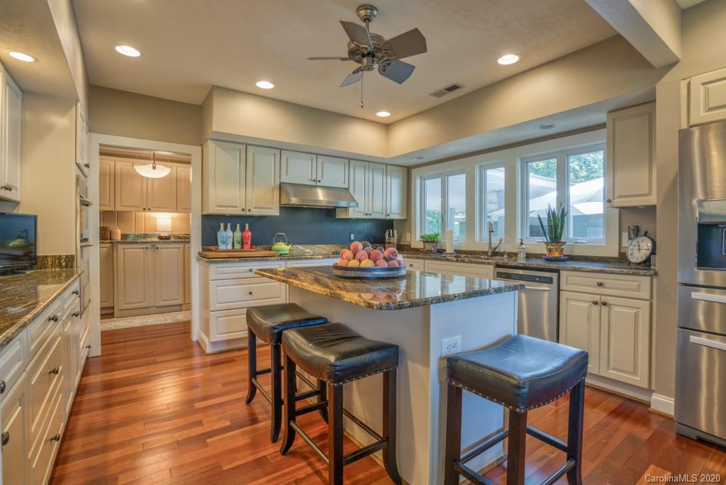 2437 Hunting Country Road Tryon, NC 28782 - Photo 16 of 48