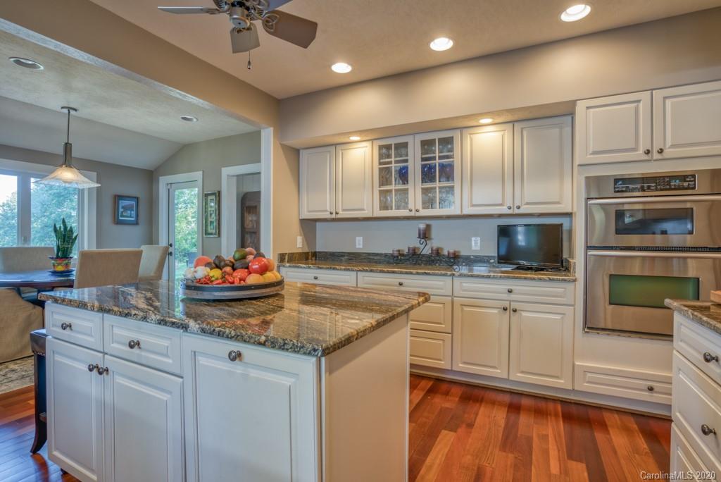 2437 Hunting Country Road Tryon, NC 28782 - Photo 17 of 48