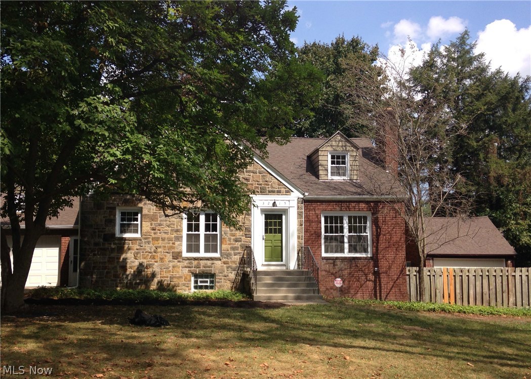 3215 Neosho Road Youngstown, OH 44511 - Photo 1 of 25 Gallery Image 1