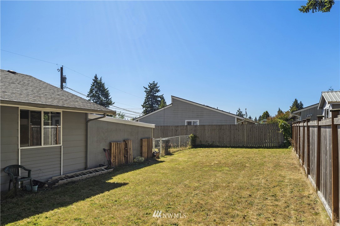 6028 Rockefeller Avenue Everett, WA 98203 - Photo 22 of 25