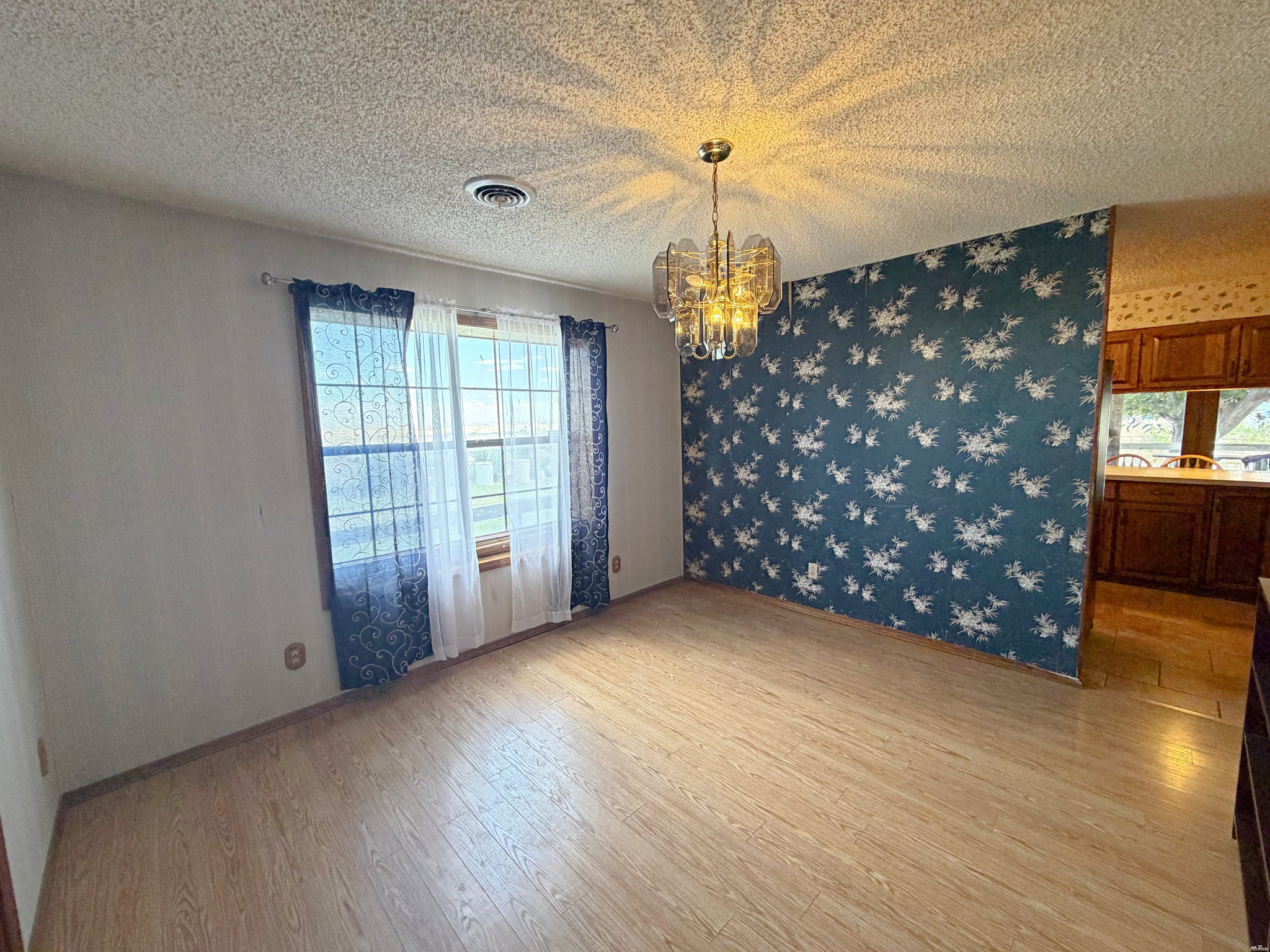 2406 Walker Road Roswell, NM 88201 - Photo 17 of 44 Gallery Image 17