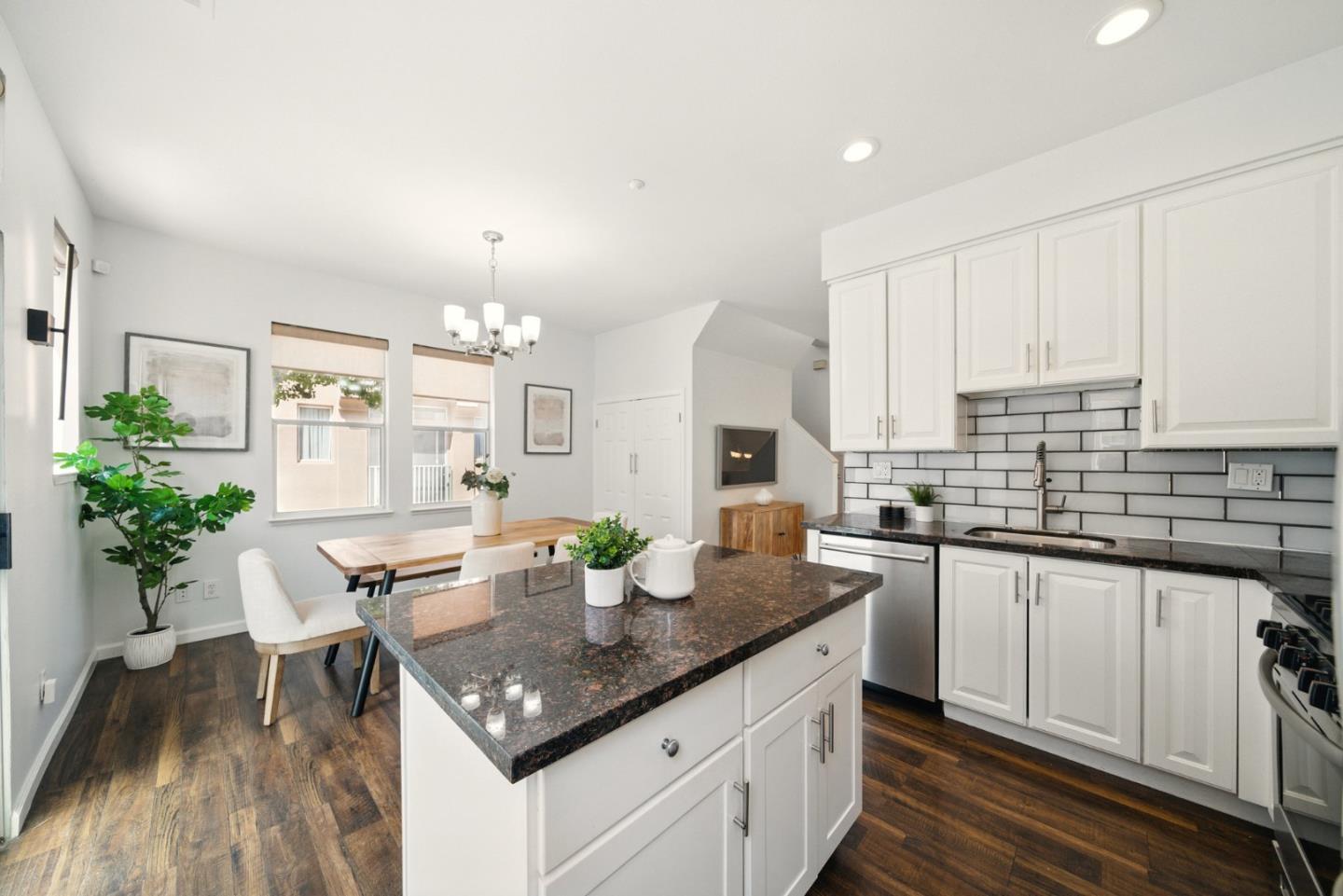 135 Frederick Court Mountain View, CA 94043 - Photo 16 of 63