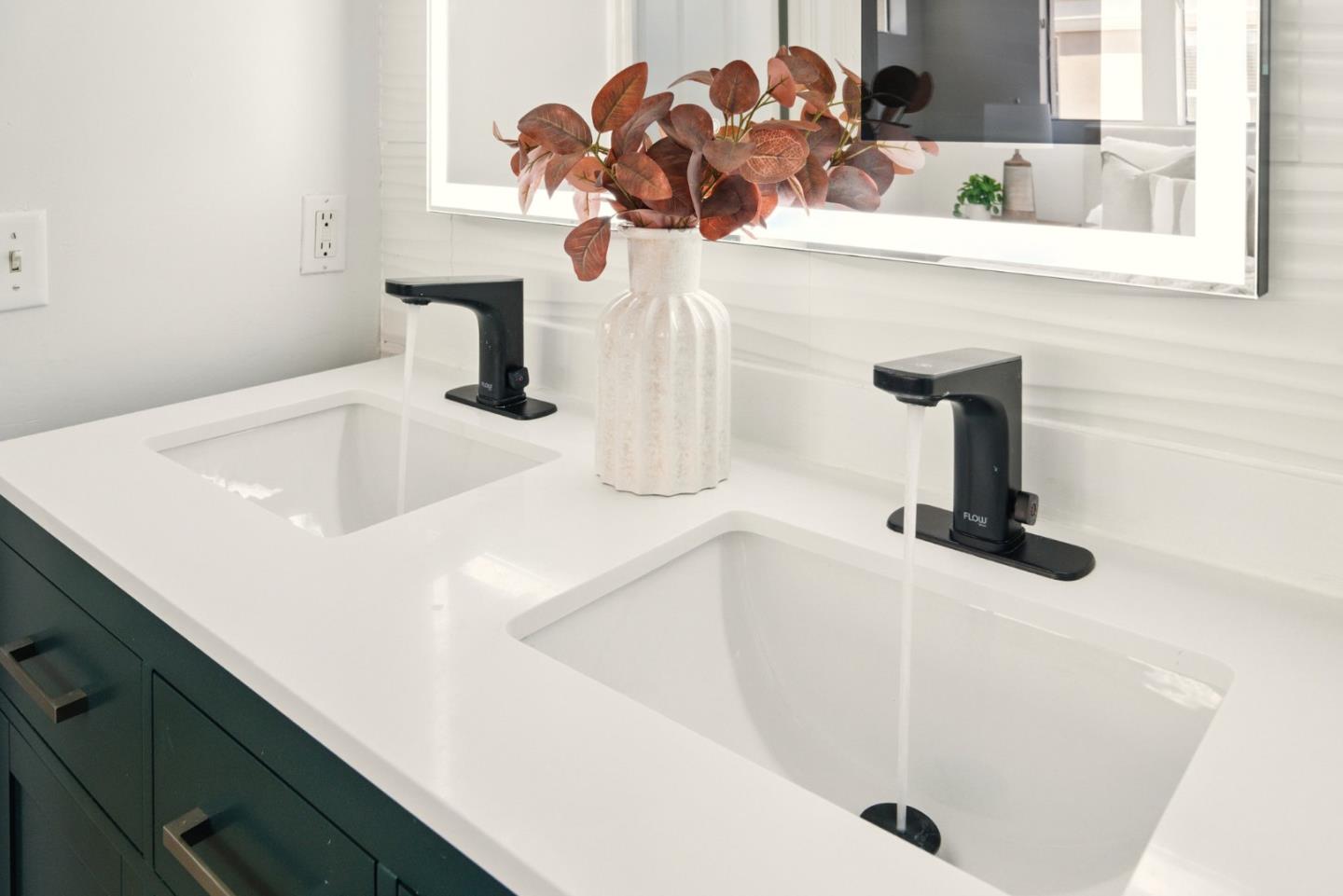 135 Frederick Court Mountain View, CA 94043 - Photo 27 of 63