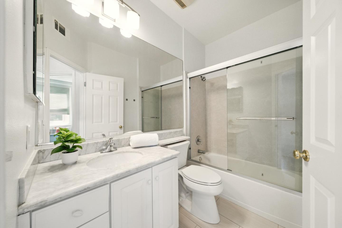 135 Frederick Court Mountain View, CA 94043 - Photo 34 of 63