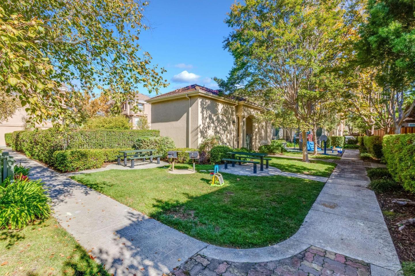 135 Frederick Court Mountain View, CA 94043 - Photo 50 of 63